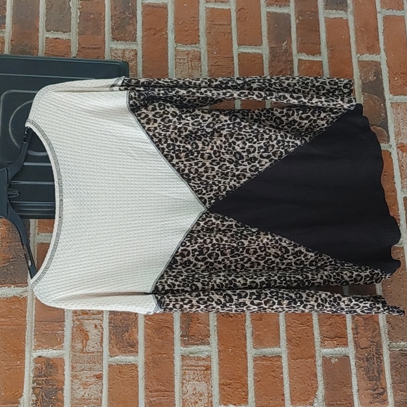 Ava James Waffle Top Size L - Picture 3 of 6